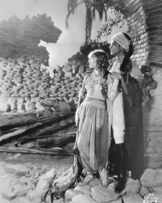 Framed Print : Vilma Banky and Rudolph Valentino in Movie Still Framed Print : Vilma Banky and Rudolph Valentino in Movie Still
