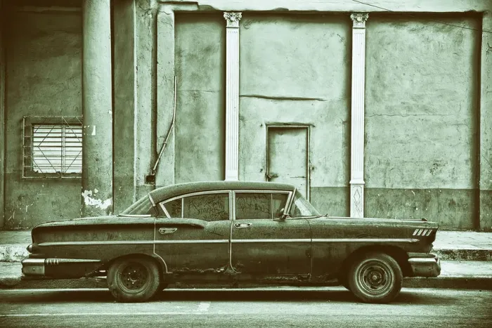 Framed Print : Vintage American Car, Havana, Cuba Framed Print : Vintage American Car, Havana, Cuba