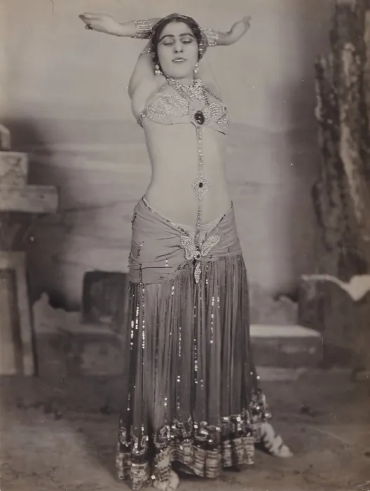 Framed Print : Vintage portrait of belly dancer Sahary Djeli, 1911 Framed Print : Vintage portrait of belly dancer Sahary Djeli, 1911