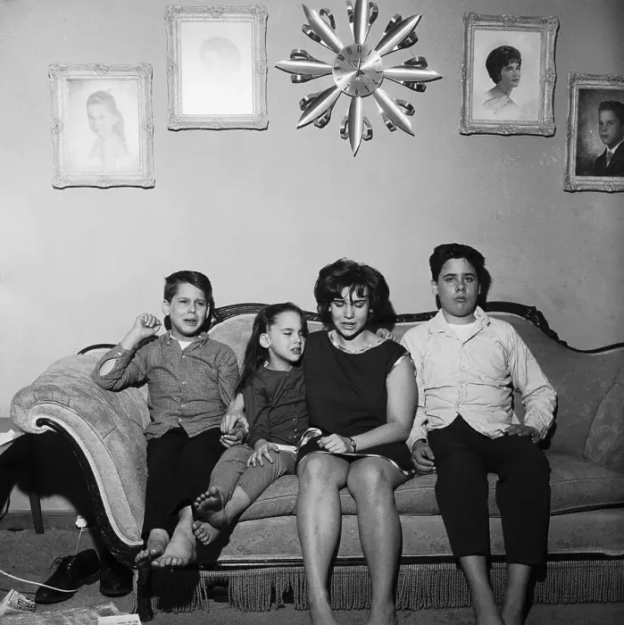 Framed Print : Viola Luizzo'S Children On Couch Framed Print : Viola Luizzo'S Children On Couch