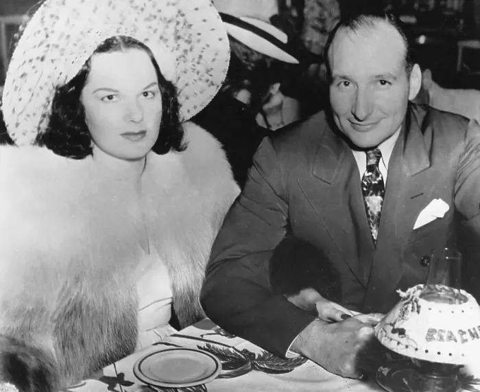 Framed Print : Virginia Hill And Major Riddle At The Beachcomber Framed Print : Virginia Hill And Major Riddle At The Beachcomber
