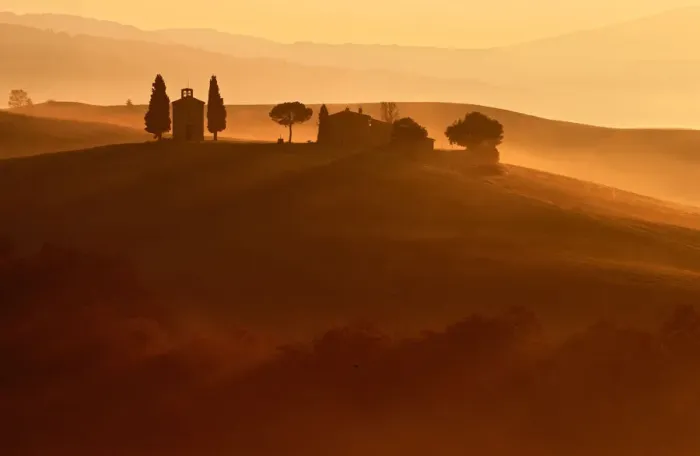 Framed Print : Vitaleta chapel in foggy mist at sunrise, Val D Orcia Siena Framed Print : Vitaleta chapel in foggy mist at sunrise, Val D Orcia Siena