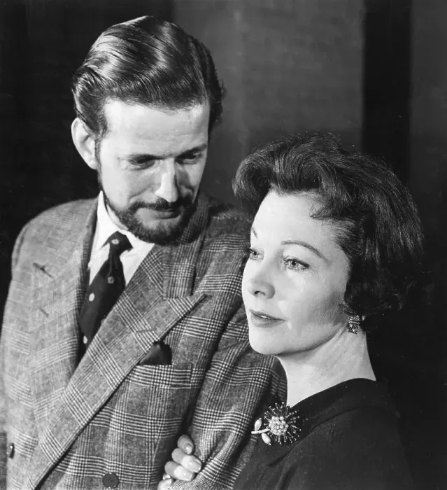 Framed Print : Vivien Leigh 7 Fiance John Merivale Framed Print : Vivien Leigh 7 Fiance John Merivale