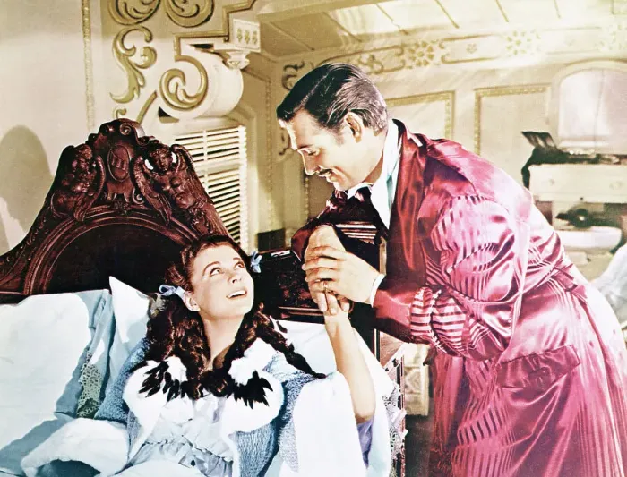 Framed Print : Vivien Leigh and Clark Gable in Gone With the Wind Framed Print : Vivien Leigh and Clark Gable in Gone With the Wind