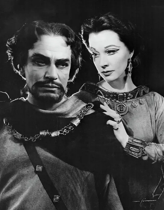 Framed Print : Vivien Leigh and Laurence Olivier in Macbeth Framed Print : Vivien Leigh and Laurence Olivier in Macbeth