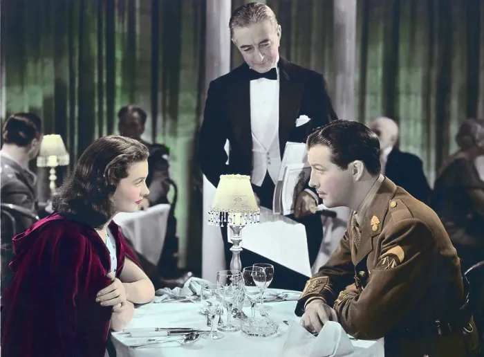 Framed Print : Vivien Leigh and Robert Taylor