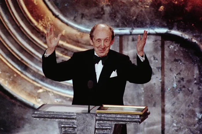 Framed Print : Vladimir Horowitz Acknowledges Applause