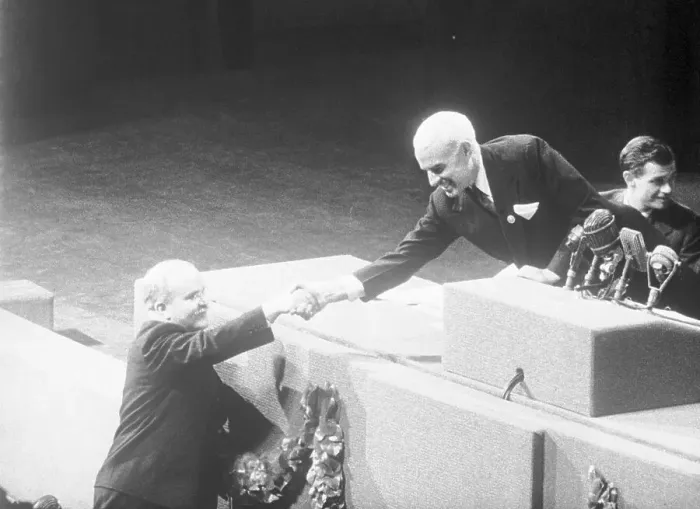Framed Print : V.M. Molotov and Edward Stettinius Shaking Hands Framed Print : V.M. Molotov and Edward Stettinius Shaking Hands