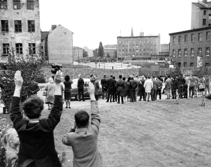 Framed Print : VOPOS Break Up Crowds On Berlin Border Framed Print : VOPOS Break Up Crowds On Berlin Border