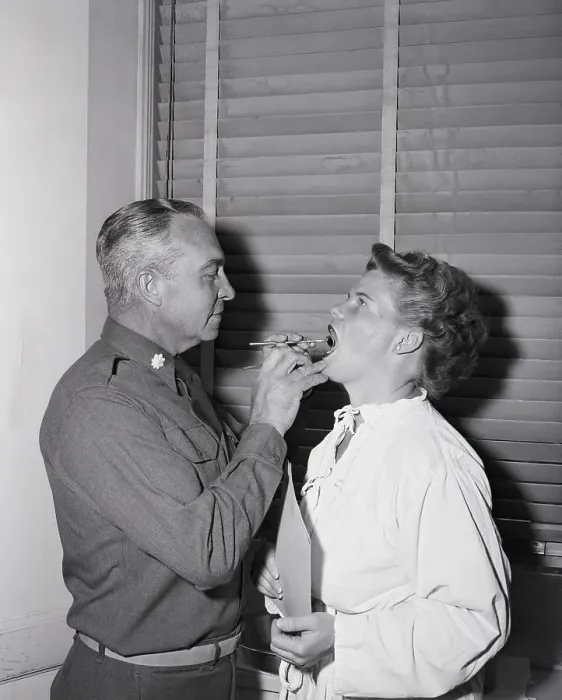 Framed Print : Wac Getting Teeth Checked By Deentist