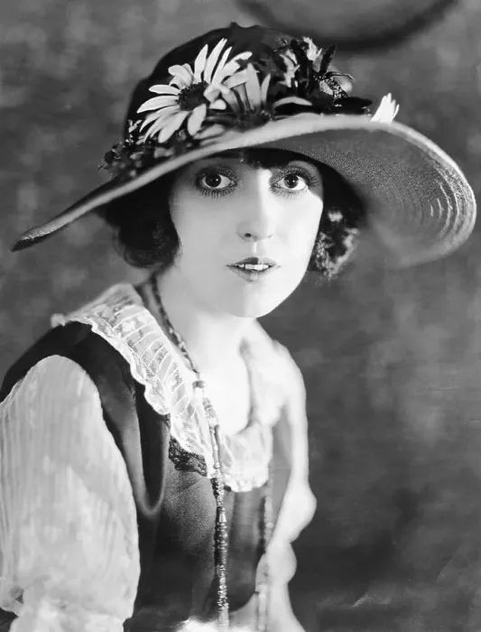 Framed Print : Waist Up Picture Of Mabel Normand Framed Print : Waist Up Picture Of Mabel Normand