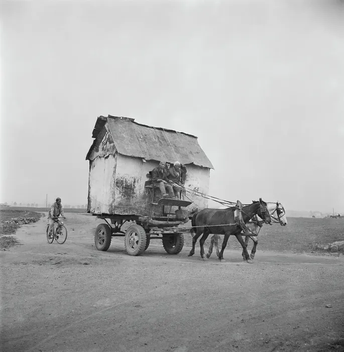 Framed Print : Wait Up. February 1954: A horse drawn cart, carrying a tumble down cottage Framed Print : Wait Up. February 1954: A horse drawn cart, carrying a tumble down cottage