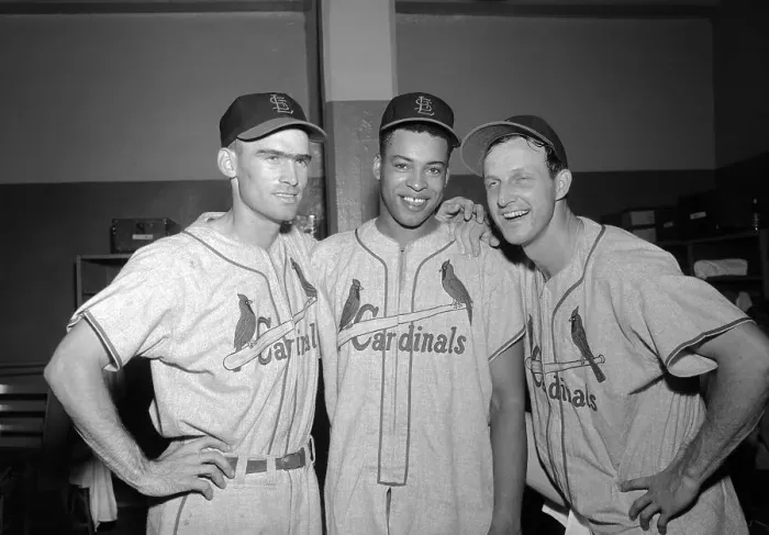 Framed Print : Wally Moon, Brooks Lawrence and Stan Musial in Locker Room
