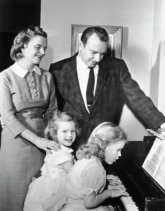 Framed Print : Walter Cronkite with Wife and Daughters Framed Print : Walter Cronkite with Wife and Daughters