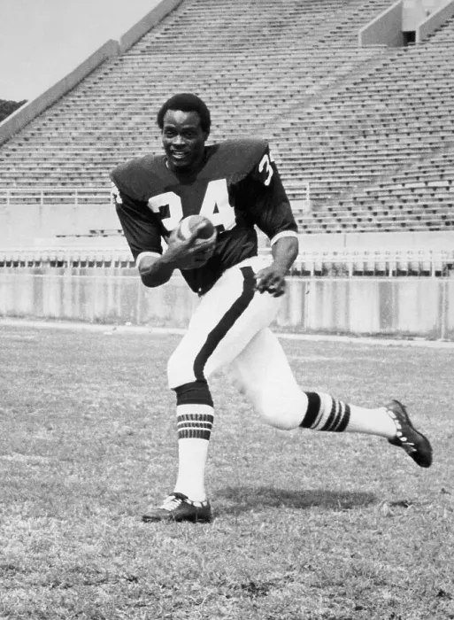 Framed Print : Walter Payton at Jackson State College Framed Print : Walter Payton at Jackson State College