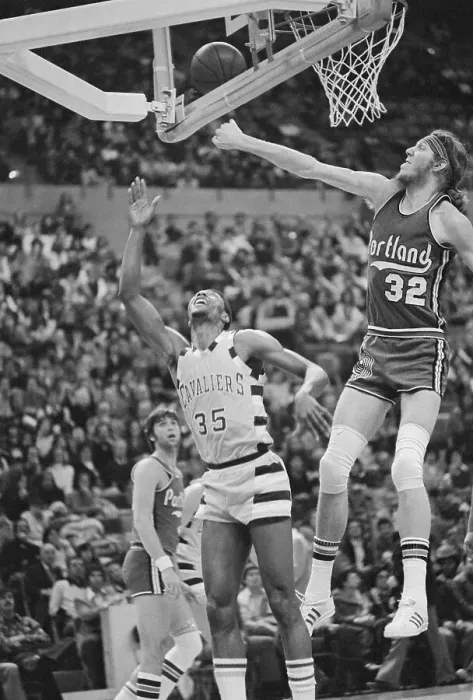 Framed Print : Bill Walton Blocking Shot Framed Print : Bill Walton Blocking Shot