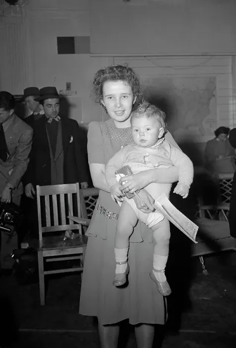 Framed Print : War Bride Joan Dzieglewicz Holding Her Young Son Melvin Framed Print : War Bride Joan Dzieglewicz Holding Her Young Son Melvin