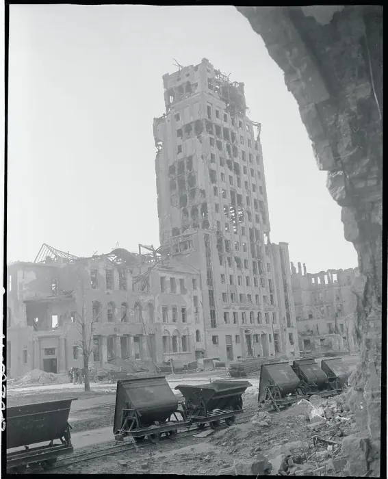 Framed Print : War Damage in Warsaw 1946 Framed Print : War Damage in Warsaw 1946