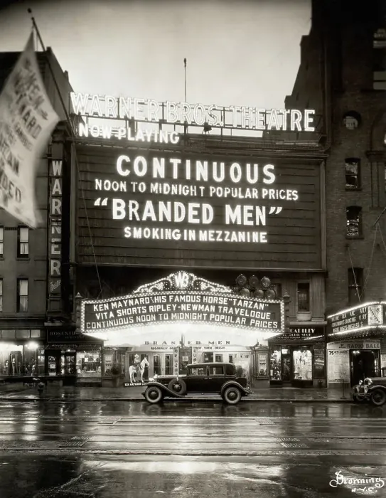 Framed Print : Warner Brothers Theatre Marquee Framed Print : Warner Brothers Theatre Marquee