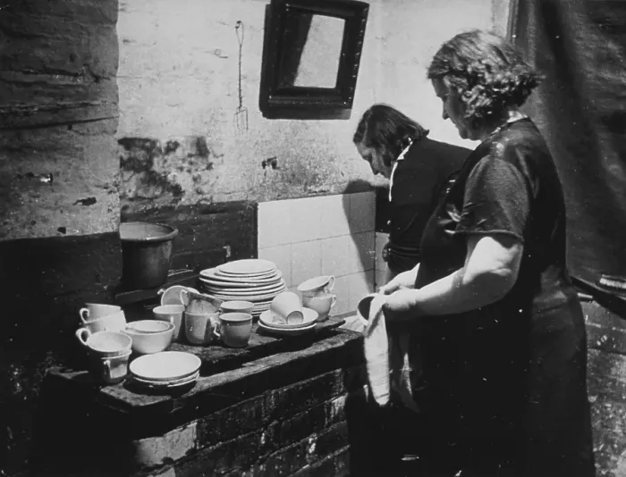 Framed Print : Washing Up Framed Print : Washing Up
