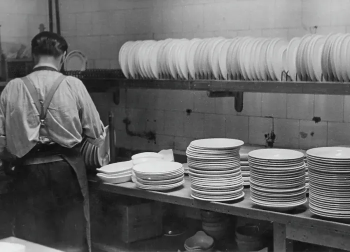 Framed Print : Washing Up at The Grand Framed Print : Washing Up at The Grand