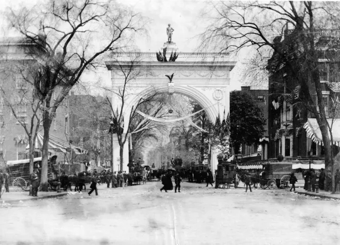 Framed Print : Washington Square Arch Framed Print : Washington Square Arch