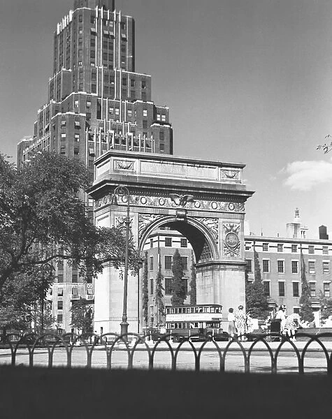 Washington Square arch, New York City, USA, (B&W)