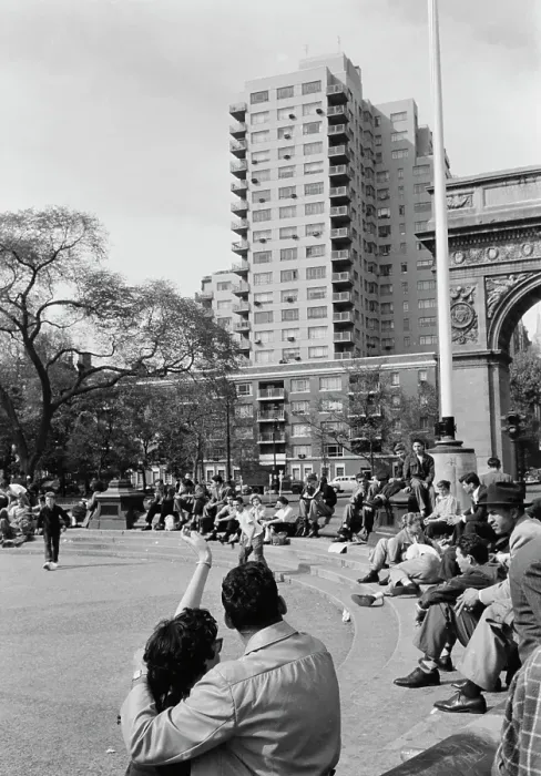 Framed Print : Washington Square Park Framed Print : Washington Square Park