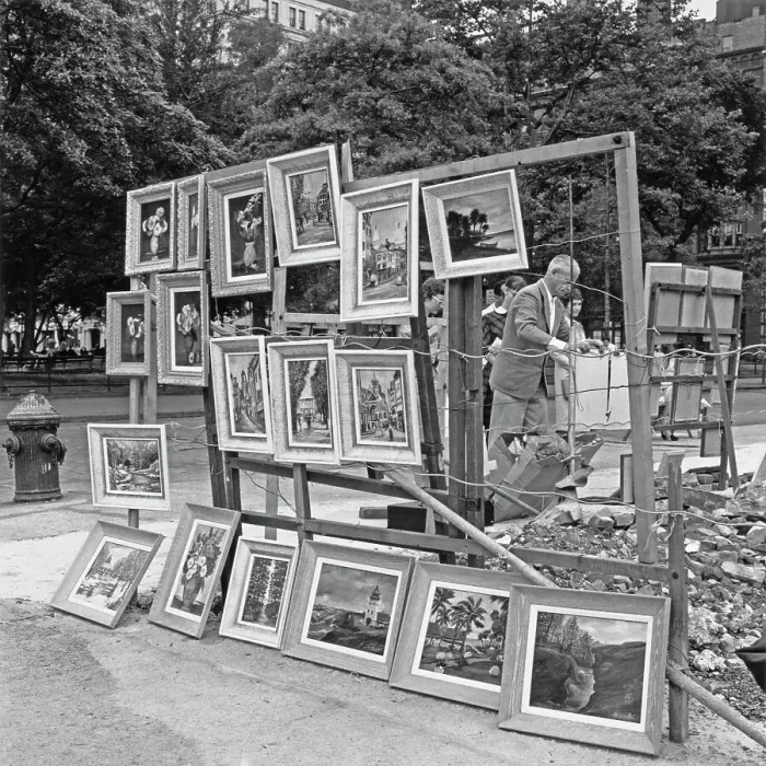 Framed Print : Washington Square Village, Greenwich Village Framed Print : Washington Square Village, Greenwich Village