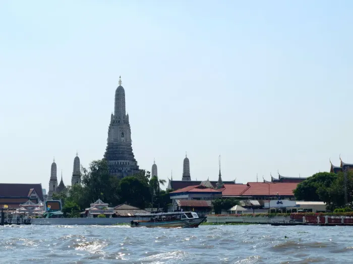 Framed Print : Wat Arun at Daylight, Bangkok Framed Print : Wat Arun at Daylight, Bangkok