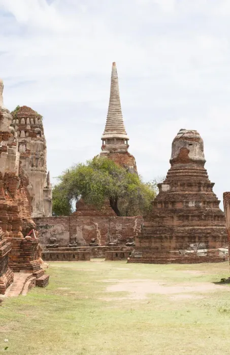 Framed Print : Wat Mahathat Framed Print : Wat Mahathat