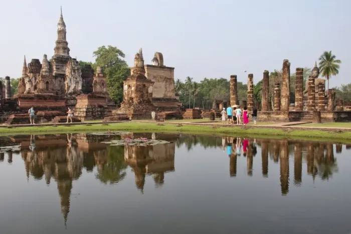 Framed Print : Wat Mahathat Sukhothai Historical Park Framed Print : Wat Mahathat Sukhothai Historical Park