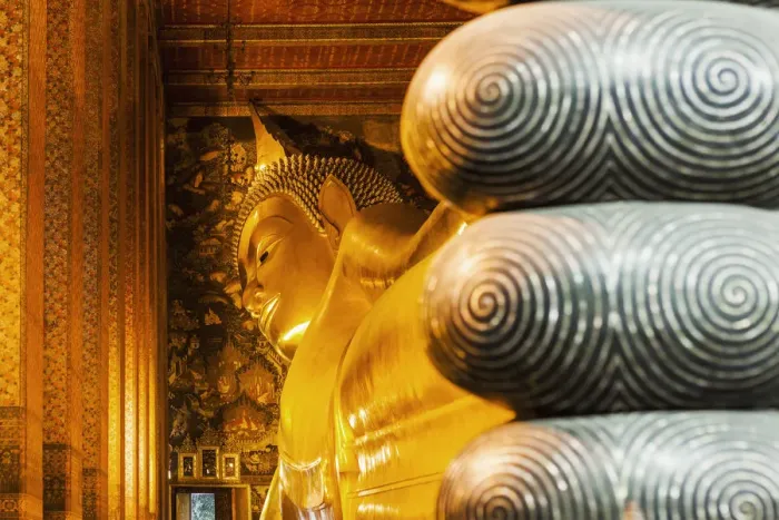 Framed Print : Wat Pho Temple, the Reclining Buddha Framed Print : Wat Pho Temple, the Reclining Buddha
