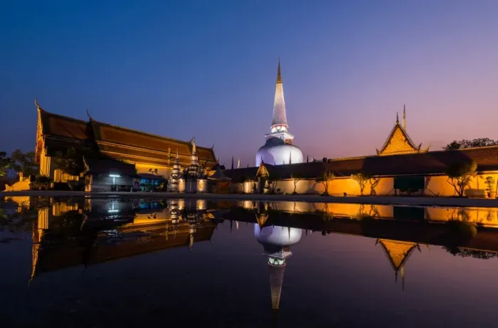 Framed Print : Wat Phra Mahathat