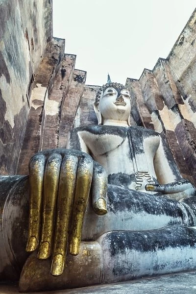 Wat Si Chum temple with giant Buddha, Sukhothai, Thailand