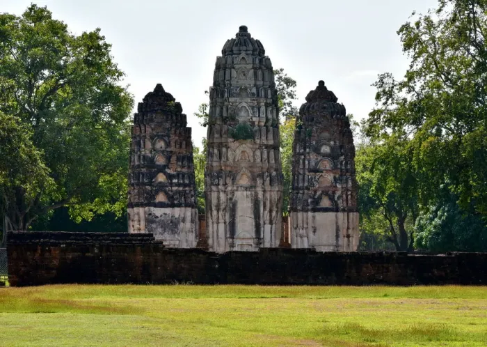 Framed Print : Wat Si Sawai temple Sukhothai Thailand, Asia Framed Print : Wat Si Sawai temple Sukhothai Thailand, Asia