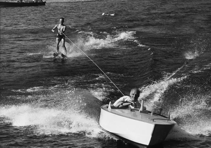 Framed Print : Water-Skiing Framed Print : Water-Skiing