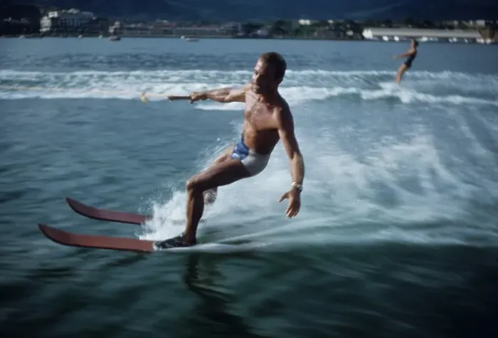 Framed Print : WATER SKIING IN ACAPULCO Framed Print : WATER SKIING IN ACAPULCO