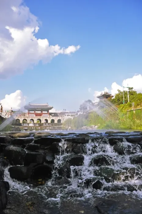 Framed Print : Water stream in Hwaseong fortress Framed Print : Water stream in Hwaseong fortress
