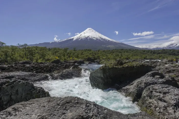 Framed Print : Waterfall of the Rio Petrohue and the Osorno volcano, Parc Nacional Vicente Perez Ros, Puerto Varas, Los Lagos Region, Chile Framed Print : Waterfall of the Rio Petrohue and the Osorno volcano, Parc Nacional Vicente Perez Ros, Puerto Varas, Los Lagos Region, Chile
