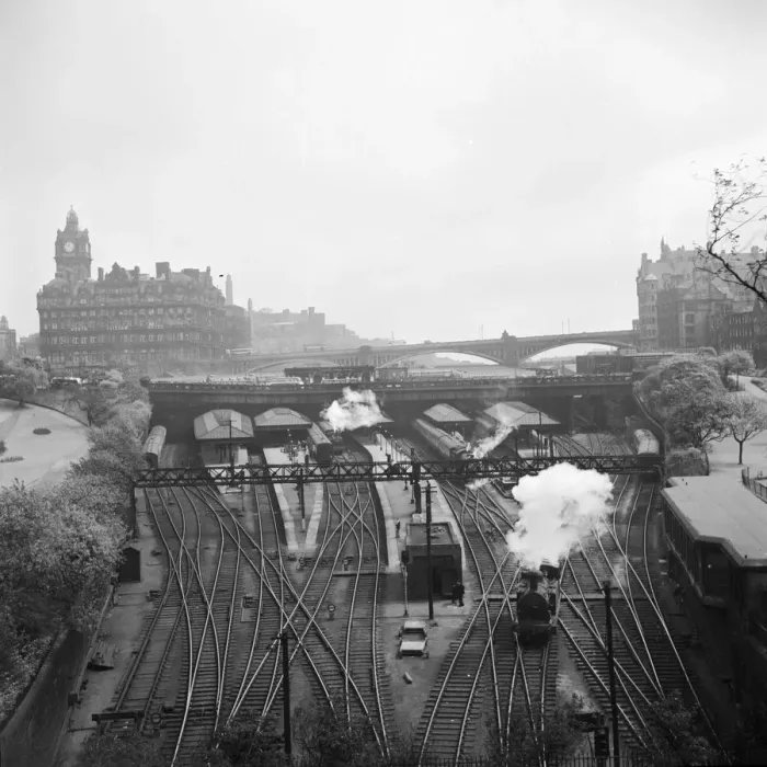 Framed Print : Waverley Station Framed Print : Waverley Station