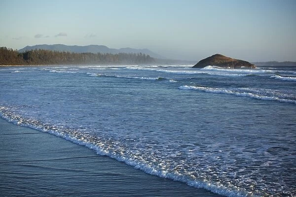 Waves At Long Beach A Surfers Paradise In Pacific Rim National Park Near Tofino
