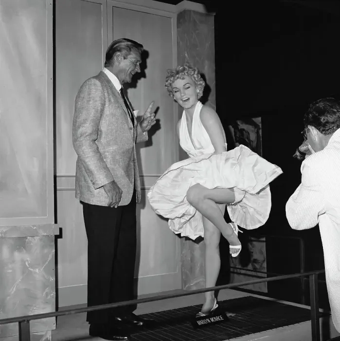 Framed Print : Wax Figure of Marilyn Monroe Framed Print : Wax Figure of Marilyn Monroe