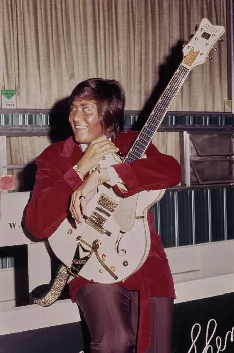 Framed Print : Wayne Newton & His White Falcon