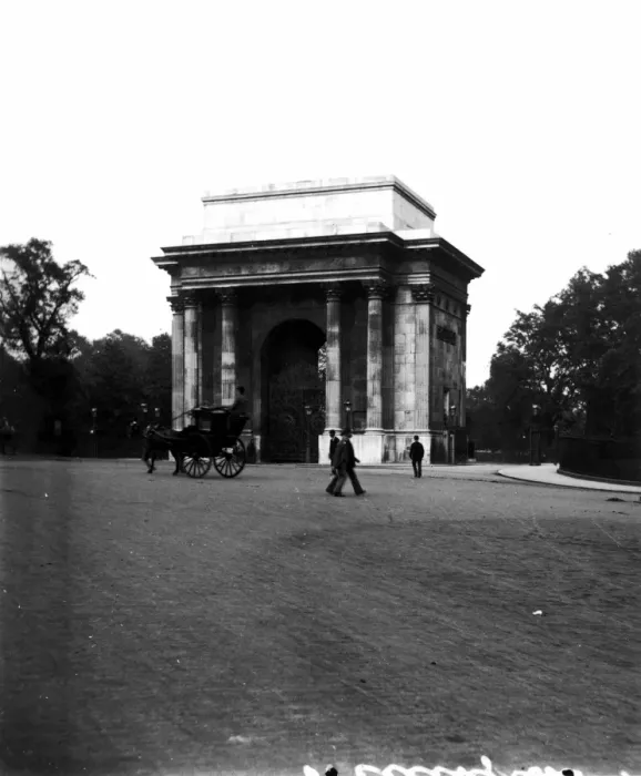 Framed Print : Wellington Arch Framed Print : Wellington Arch