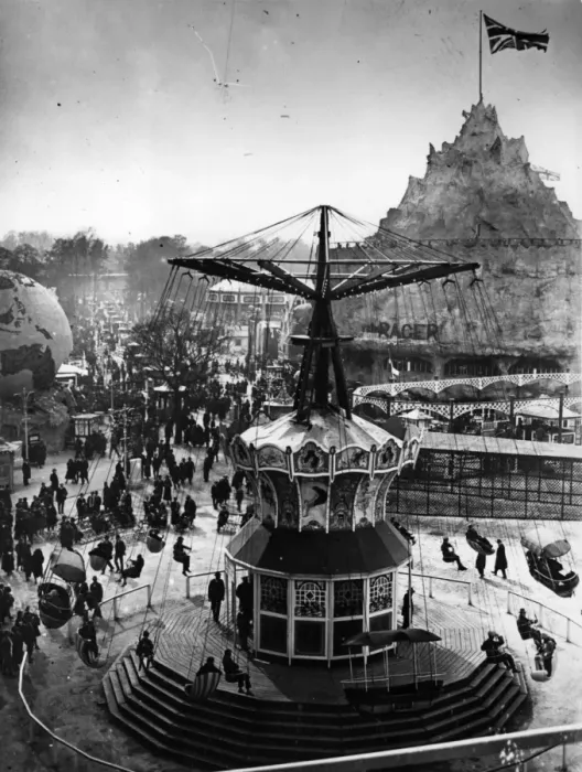 Framed Print : Wembley Amusements Framed Print : Wembley Amusements