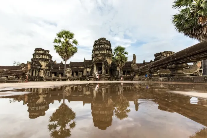 Framed Print : The West Gate of Angkor Wat, Cambodia