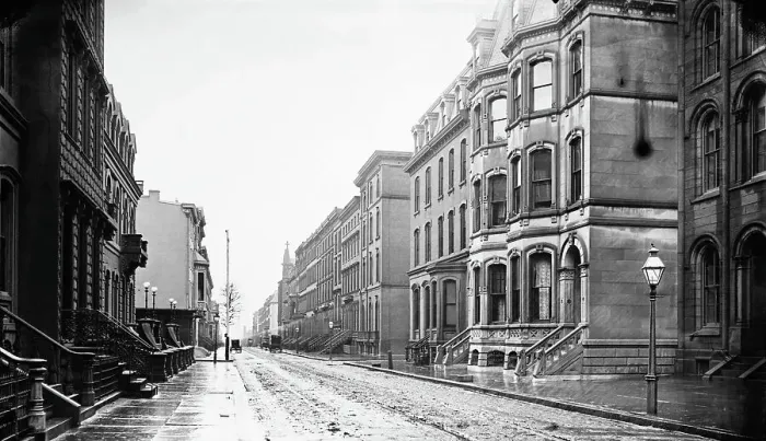 Framed Print : West Walnut Street in Philadelphia Framed Print : West Walnut Street in Philadelphia