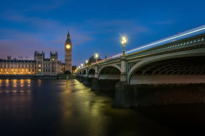 Framed Print : Westminster Bridge and Big Ben Framed Print : Westminster Bridge and Big Ben