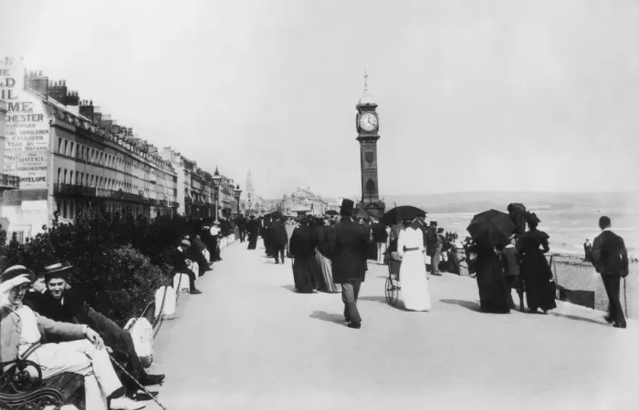 Framed Print : Weymouth Sea Front Framed Print : Weymouth Sea Front